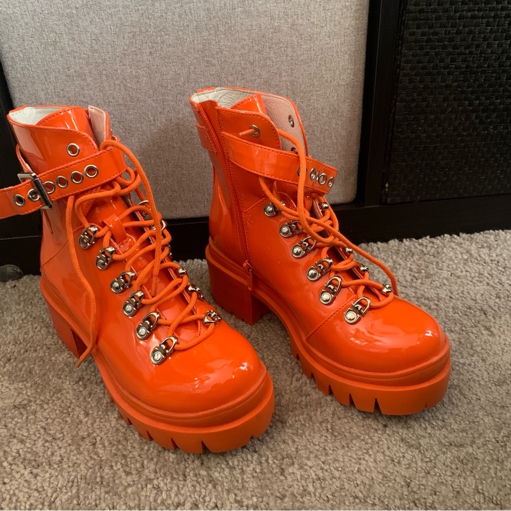Jeffrey Campbell Czech Orange Lace-Up Ankle Boots faux leather 6M - Picture 8 of 9